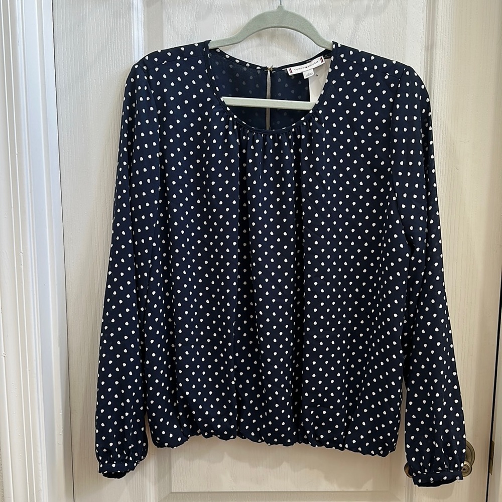 Gorgeous Navy polka dot blouse